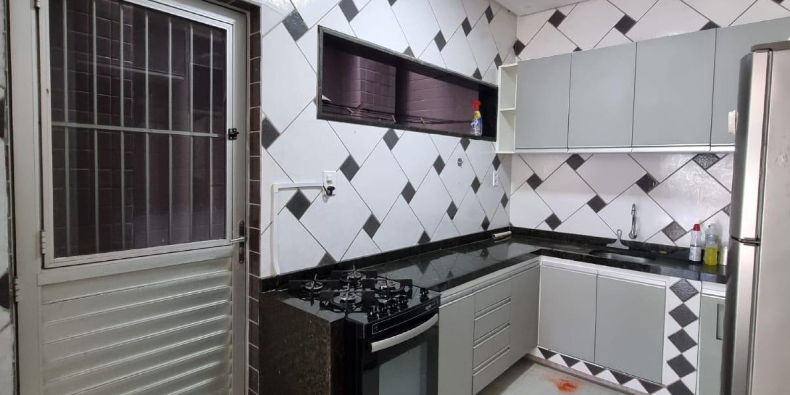 Prédio – fins residencial e comercial – Maragogi-AL - Foto 9 de 26