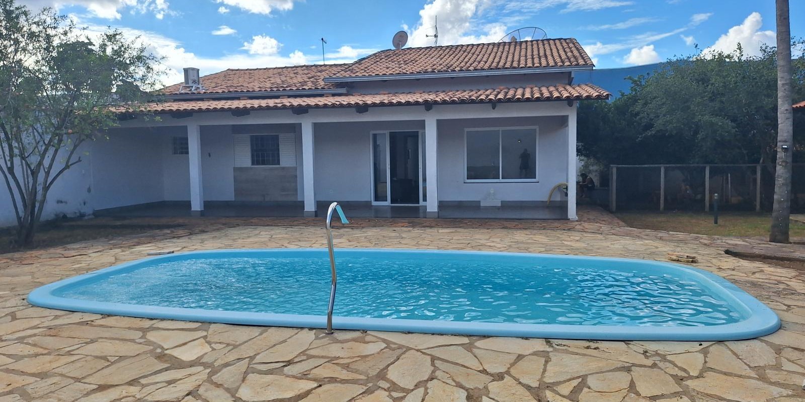 Casa Itaguai 3 com piscina - Foto 1 de 23